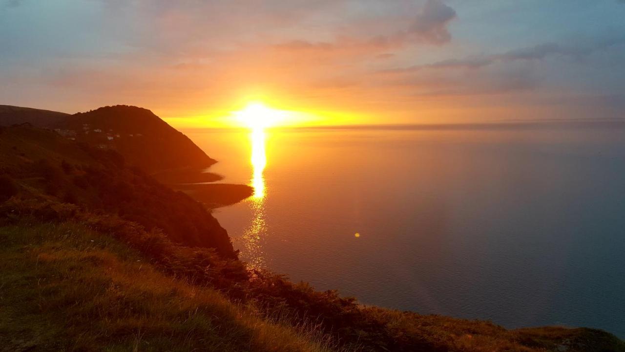 Luxury Bed And Breakfast At Bossington Hall In Exmoor, Somerset 波洛克 外观 照片